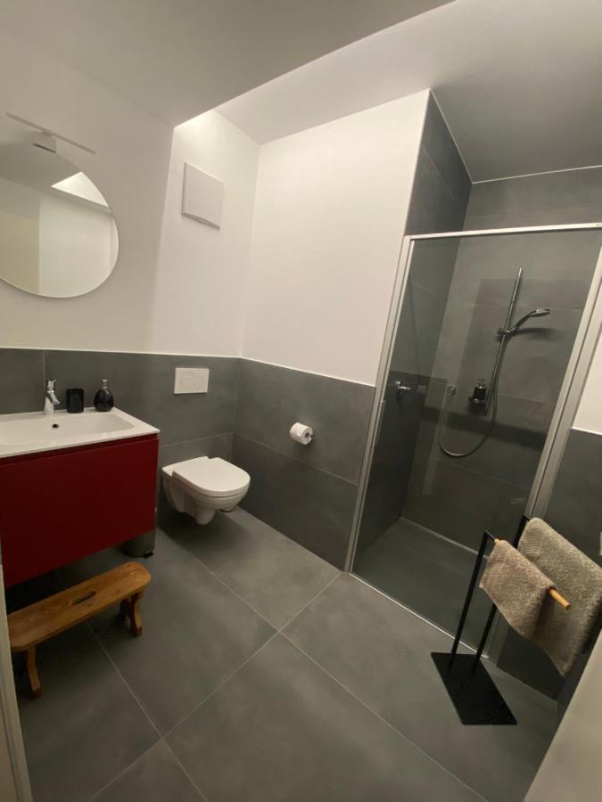Hotel Garni Vinea Montis Термено Екстер'єр фото
