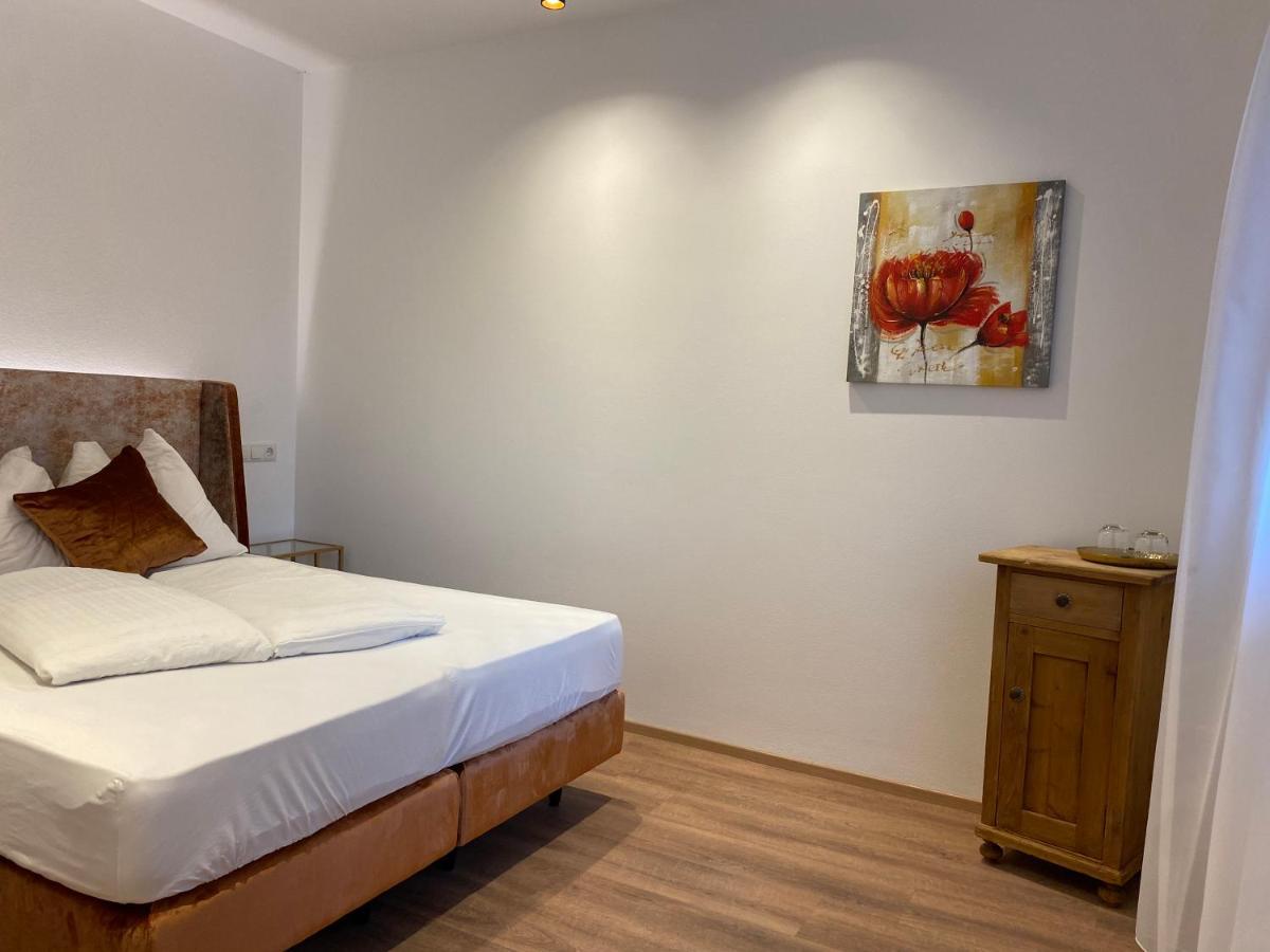 Hotel Garni Vinea Montis Термено Екстер'єр фото